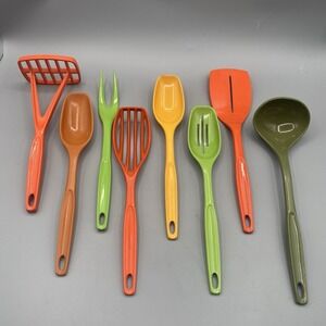 Vintage Colorful Foley Nylon Plastic 8pcs Kitchen Utensils Green Orange
